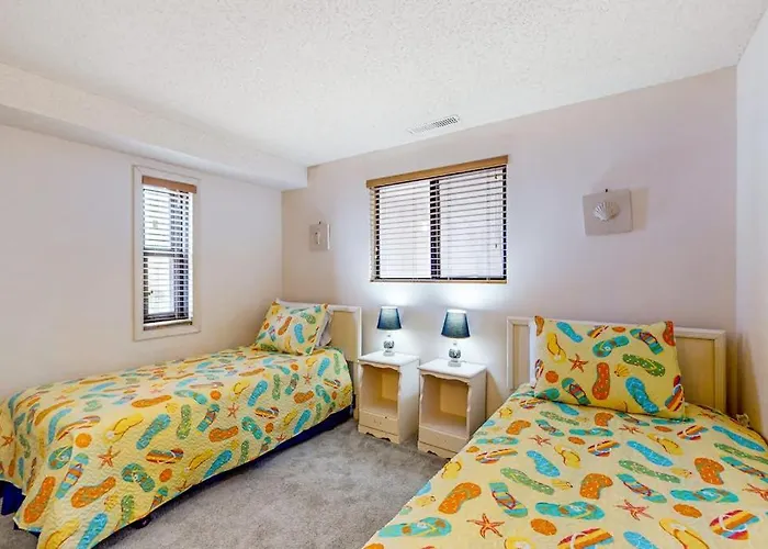 Holiday home Sandy Square 305 *