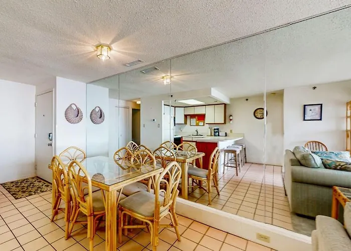 Holiday home Sandy Square 305