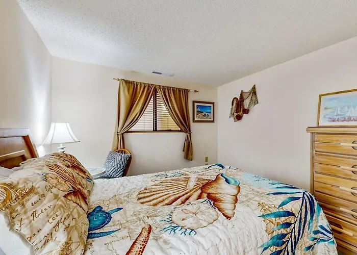Holiday home Sandy Square 305
